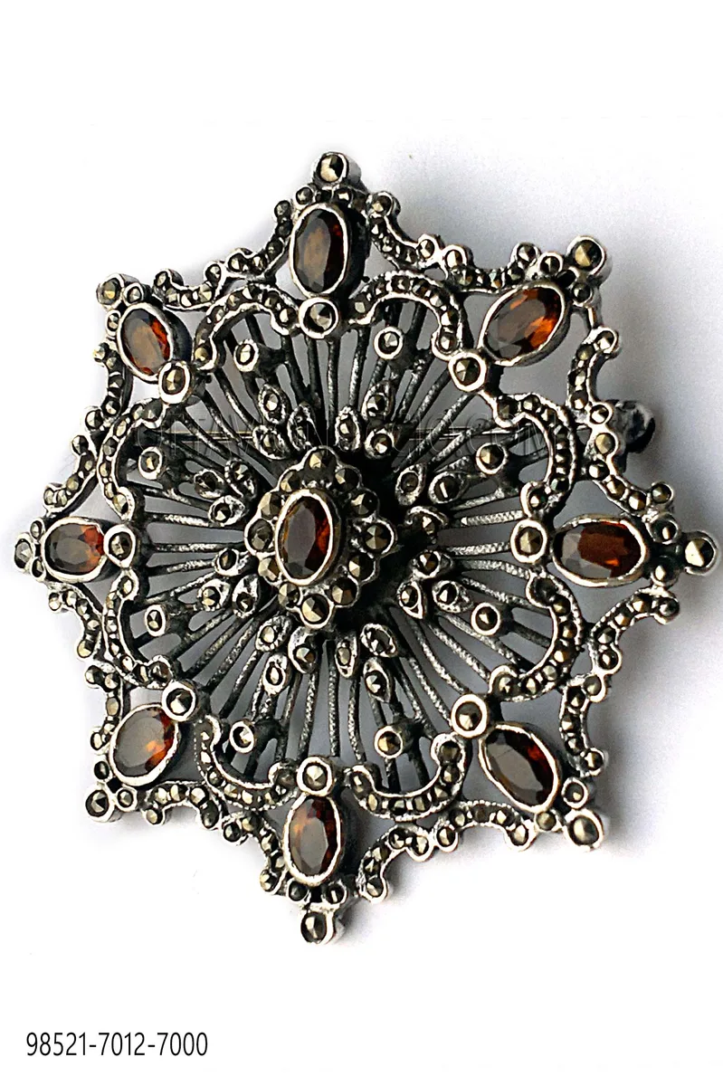 Silver-plated star brooch