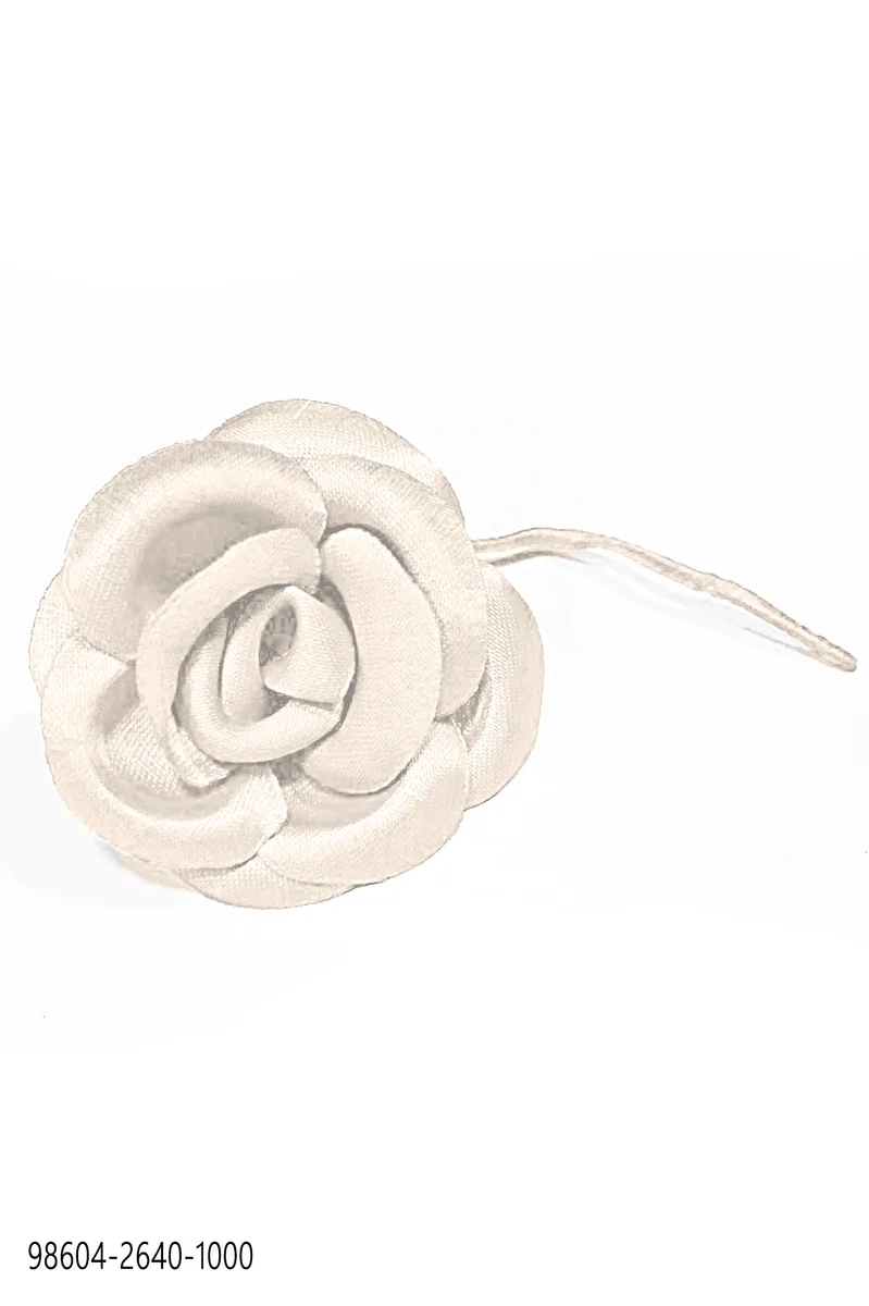 Fiore in raso avorio