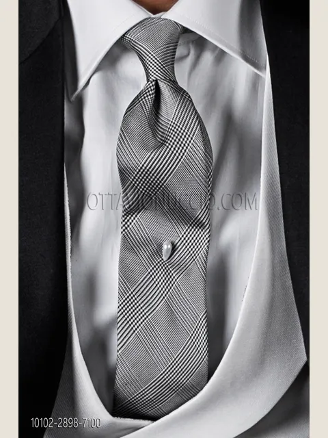 Tie in grey pure silk Prince of Wales check