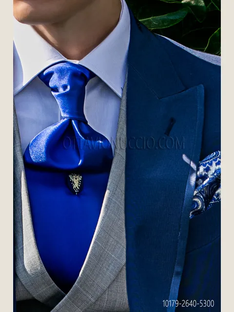 Self-tie cravat in royal blue satin