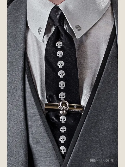 Tie in lurex with metal appliqués