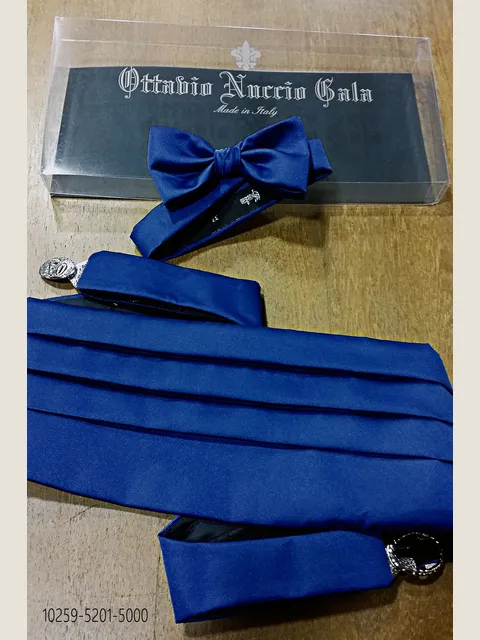 4 Pleats Satin Cummerbund in Blue
