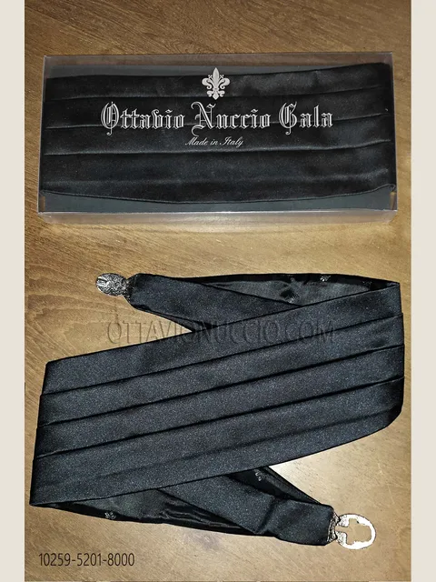 4 Pleats Satin Cummerbund in Black