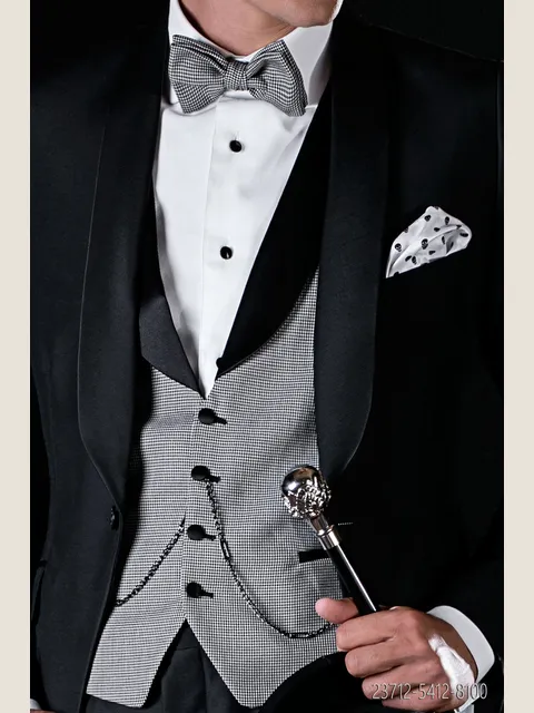 Hound's-tooth waistcoat with contrast shawl collar