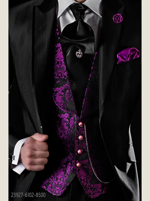 Deep-cut shawl lapel waistcoat in silk jacquard
