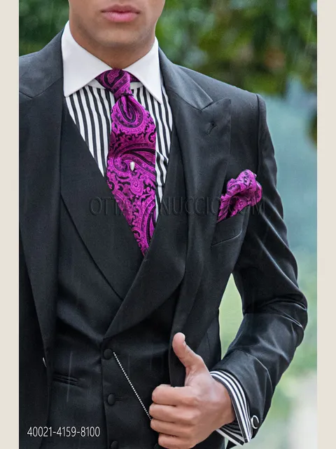 Black striped cotton shirt with white contrast collar