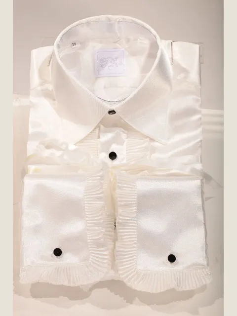 Natural white satin shirt with pleating