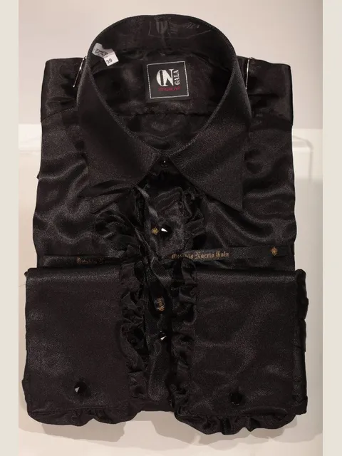 Shirt in black satin with ruffles