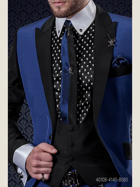 Black shirt with skulls and appliqués