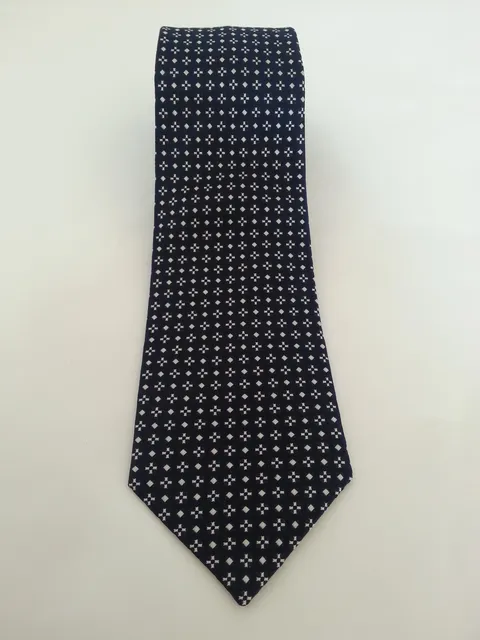 Tie and handkerchief in blue silk with grey micro-pattern design