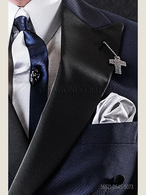 Two-tone slim tie in blue and pearl grey lurex with handkerchief