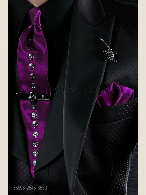 Tie and handkerchief in purple lurex with skulls