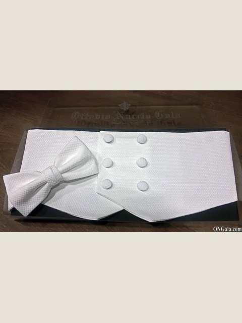 White Cotton Cummerbund and Bow-Tie Set