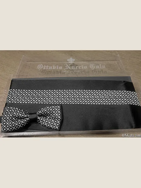 Two-tone Cummerbund and Bow tie in white and black