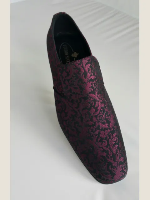 Slipper in purple damask fabric