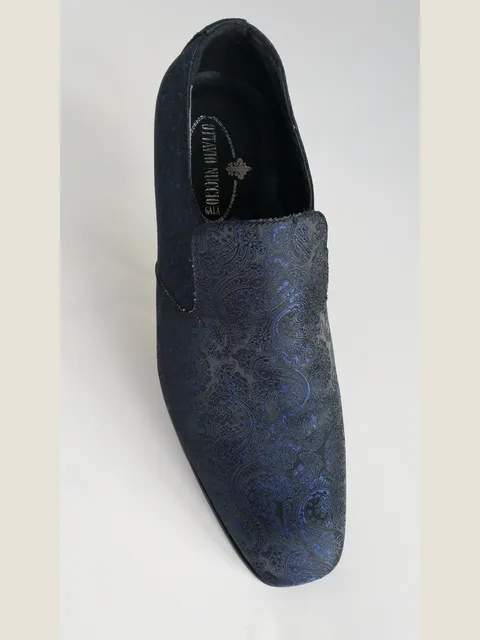 Slipper in blue damask fabric