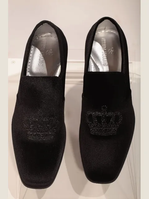 Slipper in black velvet with black-silver crown embroidery