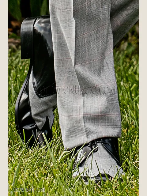Two-tone shoe in black and Prince of Wales check