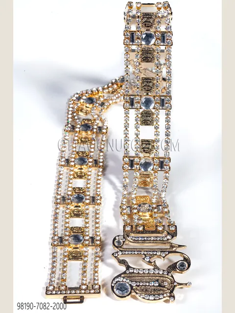 Metal rhinestone belt with gold finish