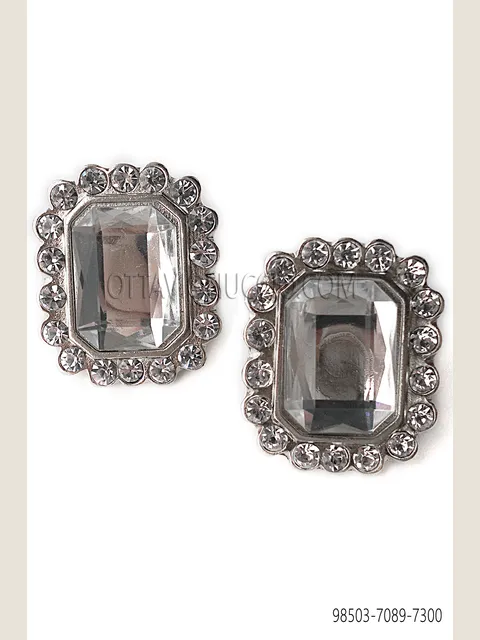 Rectangular nickel cufflinks with crystal stone