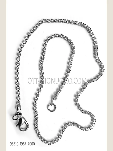 Pendants, necklaces and chains