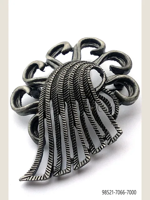 Distinctive brooch with gunmetal grey finish