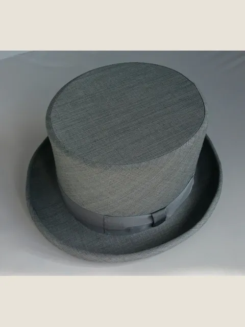 Light grey top hat