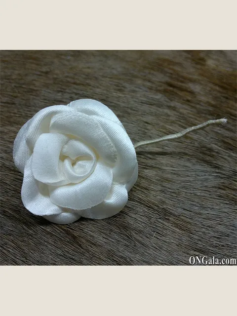 Flower in natural white satin