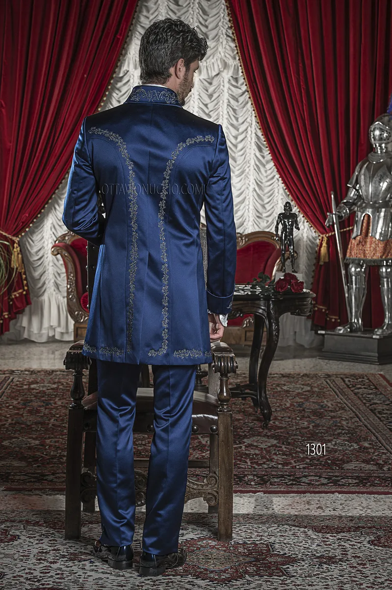 Barocco damask groom suit in embroidered blue satin 2