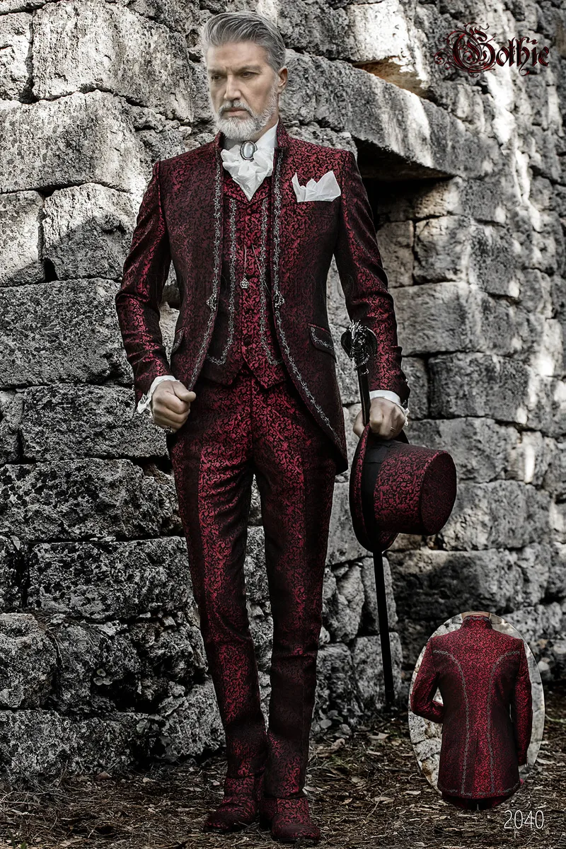 Traje de lujo de novio cuello mao adamascado rojo estilo gótico 1