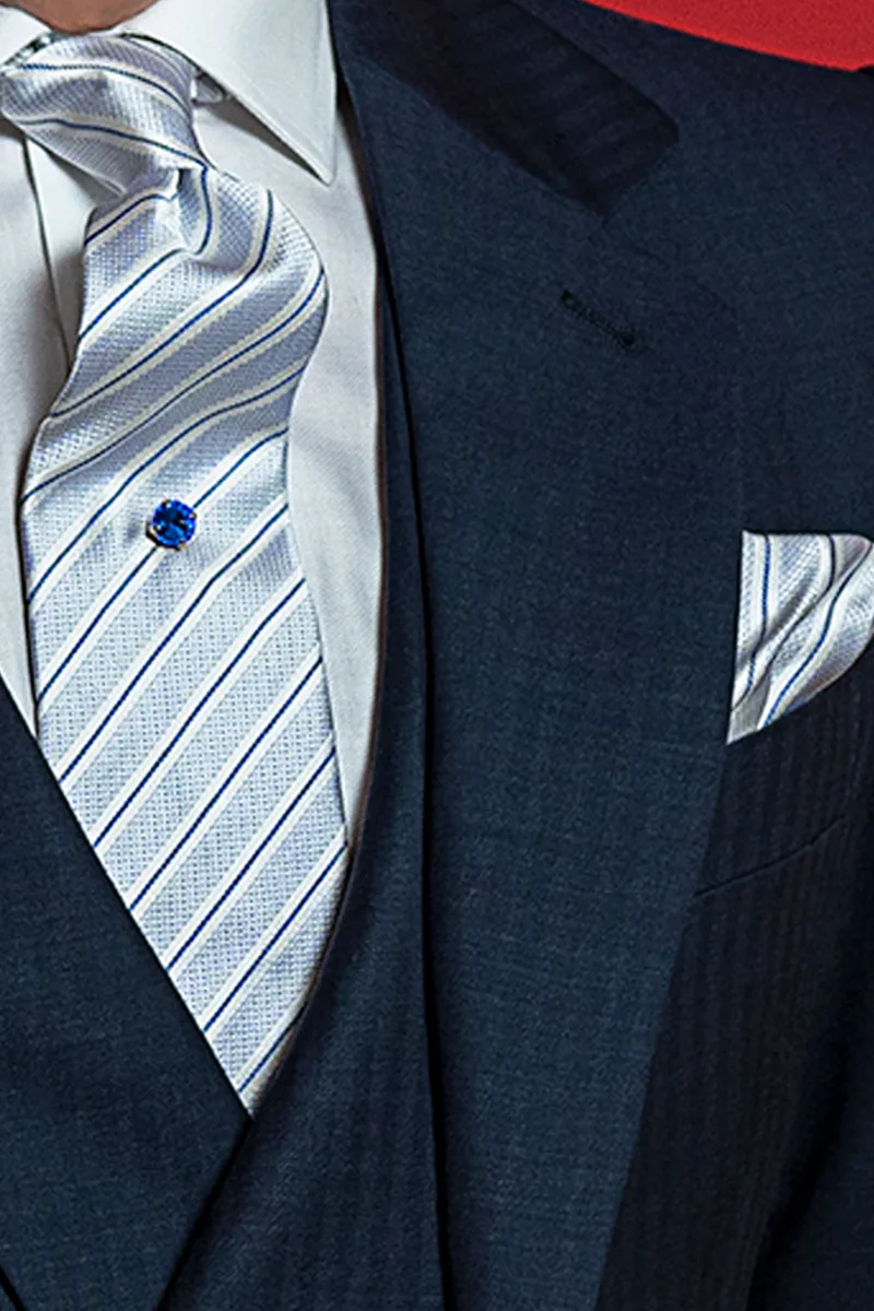 Cravatta e fazzoletto seta jacquard righe royal su fondo bianco