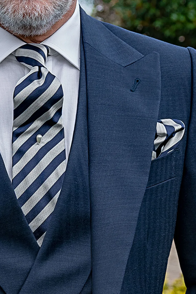 Cravatta e Fazzoletto in seta con righe blu e grigio
