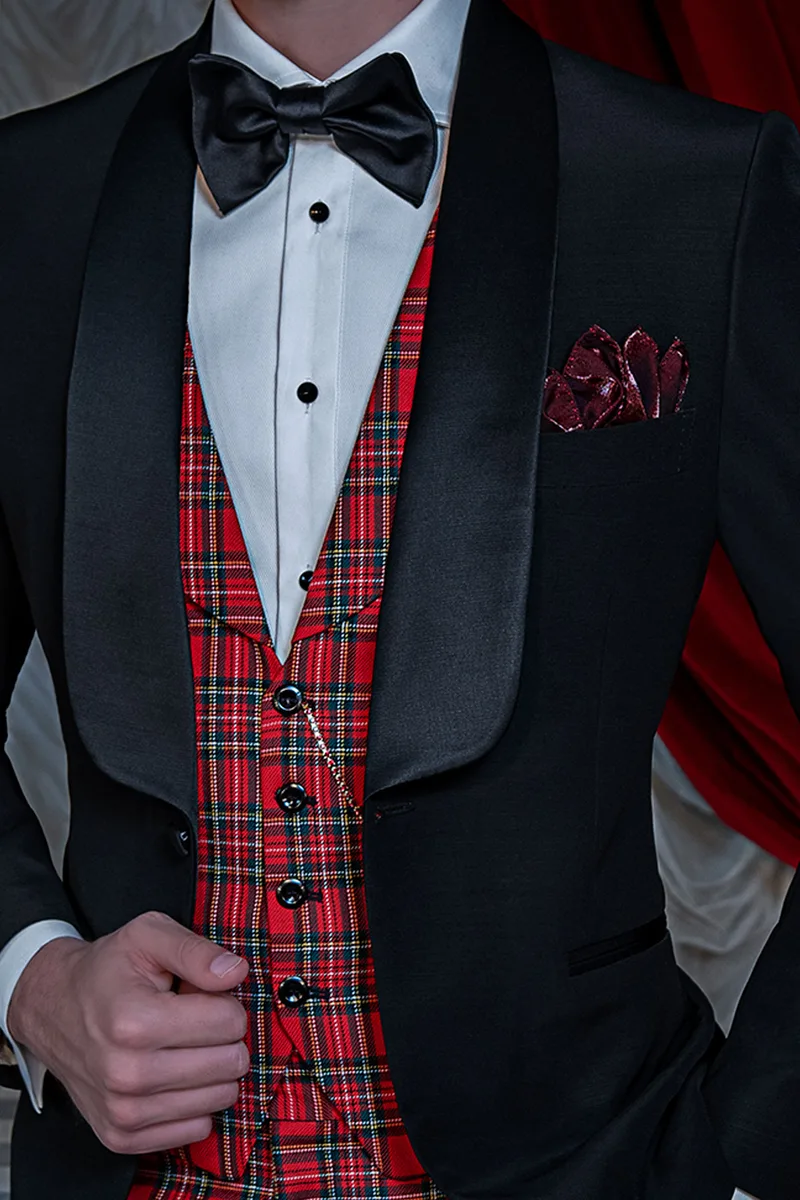 Gilet in tartan rosso con collo sciallato