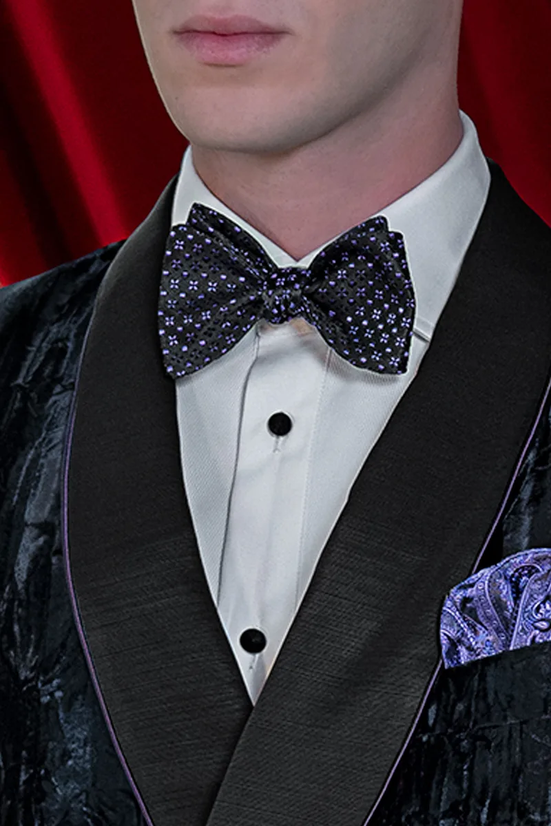 Men's double-breasted shawl lapel tuxedo in black crushed velvet 2