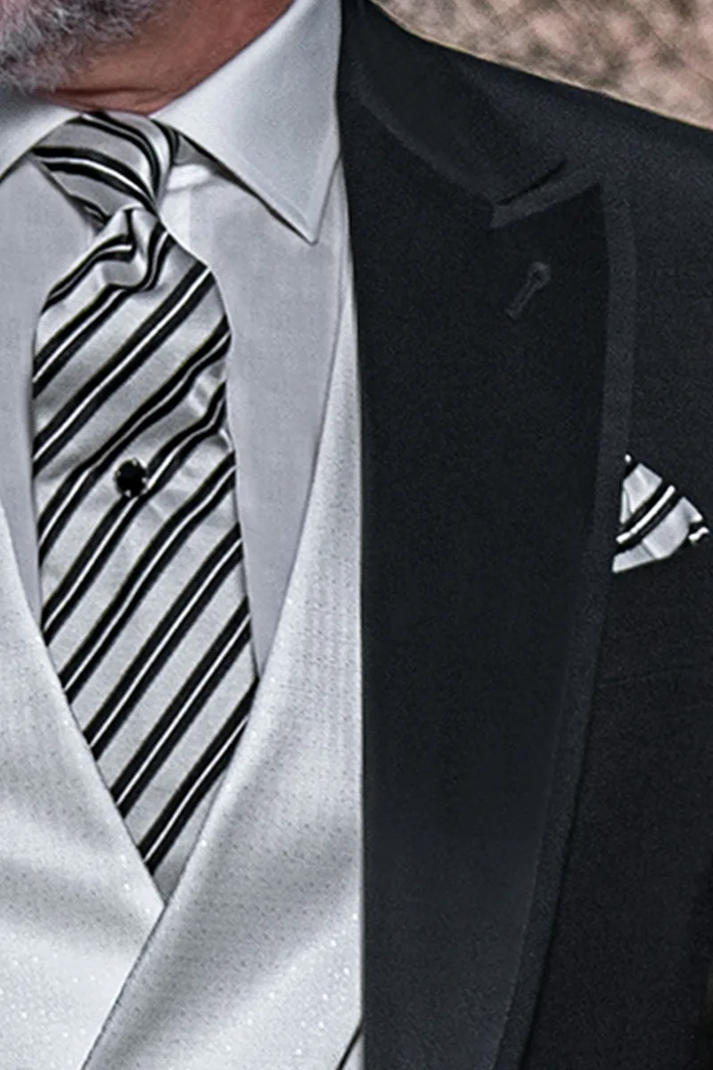 Cravatta con Fazzoletto in seta righe grigio e nero