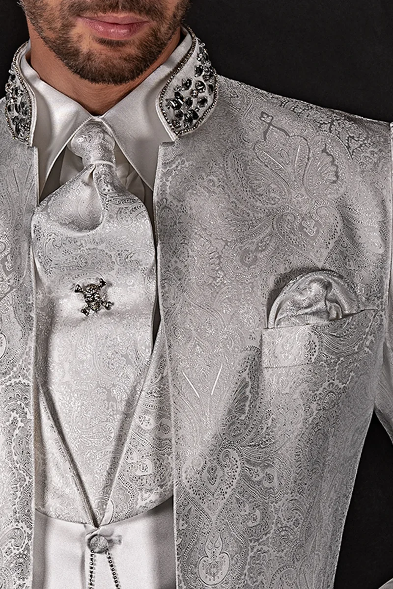 Cravattone da annodare e fazzoletto jacquard bianco