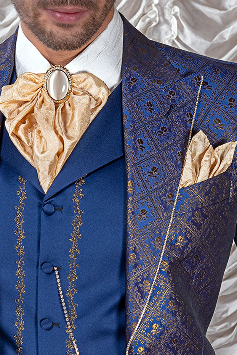 Plastron e fazzoletto oro stropicciato