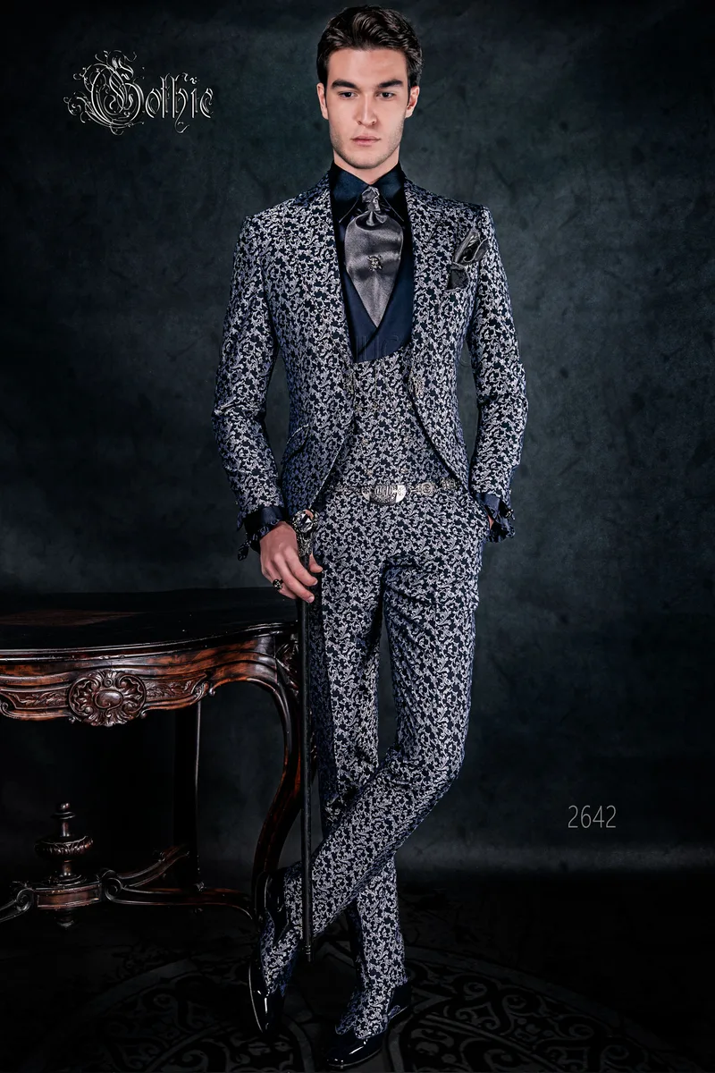 Herren-Hochzeitsanzug im Gothic-Stil aus Brokat in Blau-Silber mit Strass am Revers 1