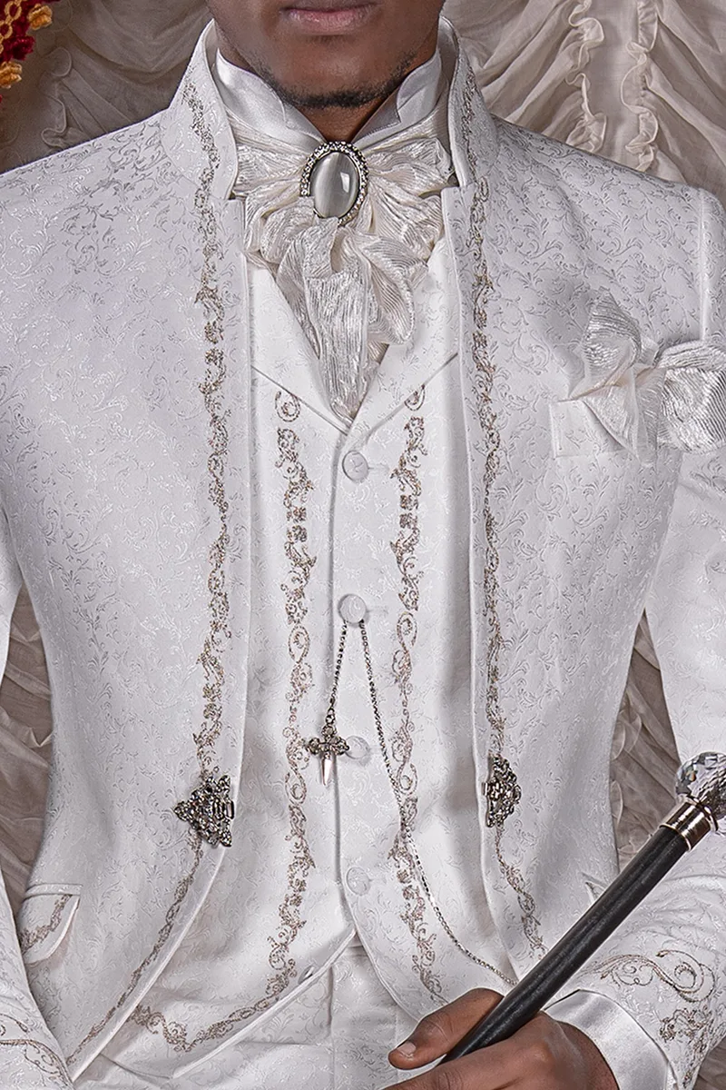 Gilet damascato bianco con ricamo argento