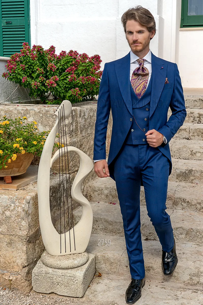 Formal morning suit with double-breasted waistcoat in blue Prince of Wales check – Full-length view