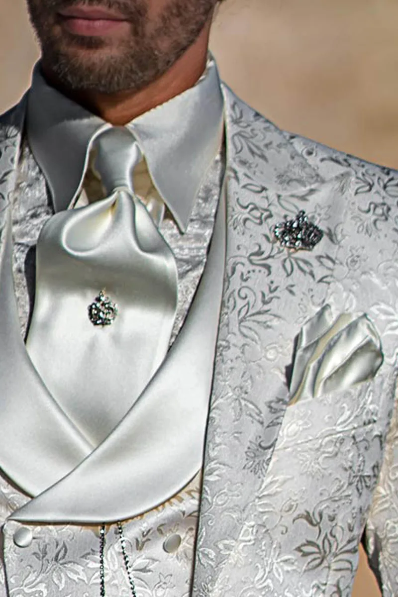 Cravat and Handkerchief in ivory microfibre satin