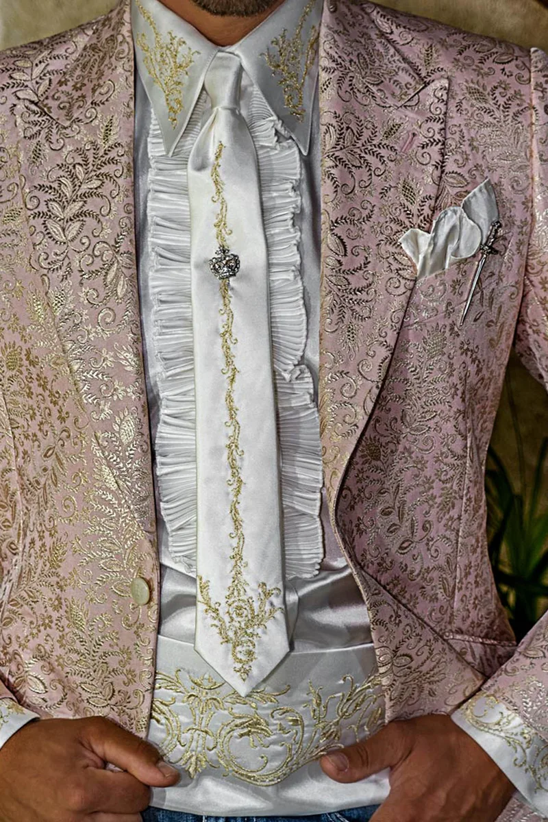 Camicia e accessori in microfibra di raso bianco con ricamo drago oro