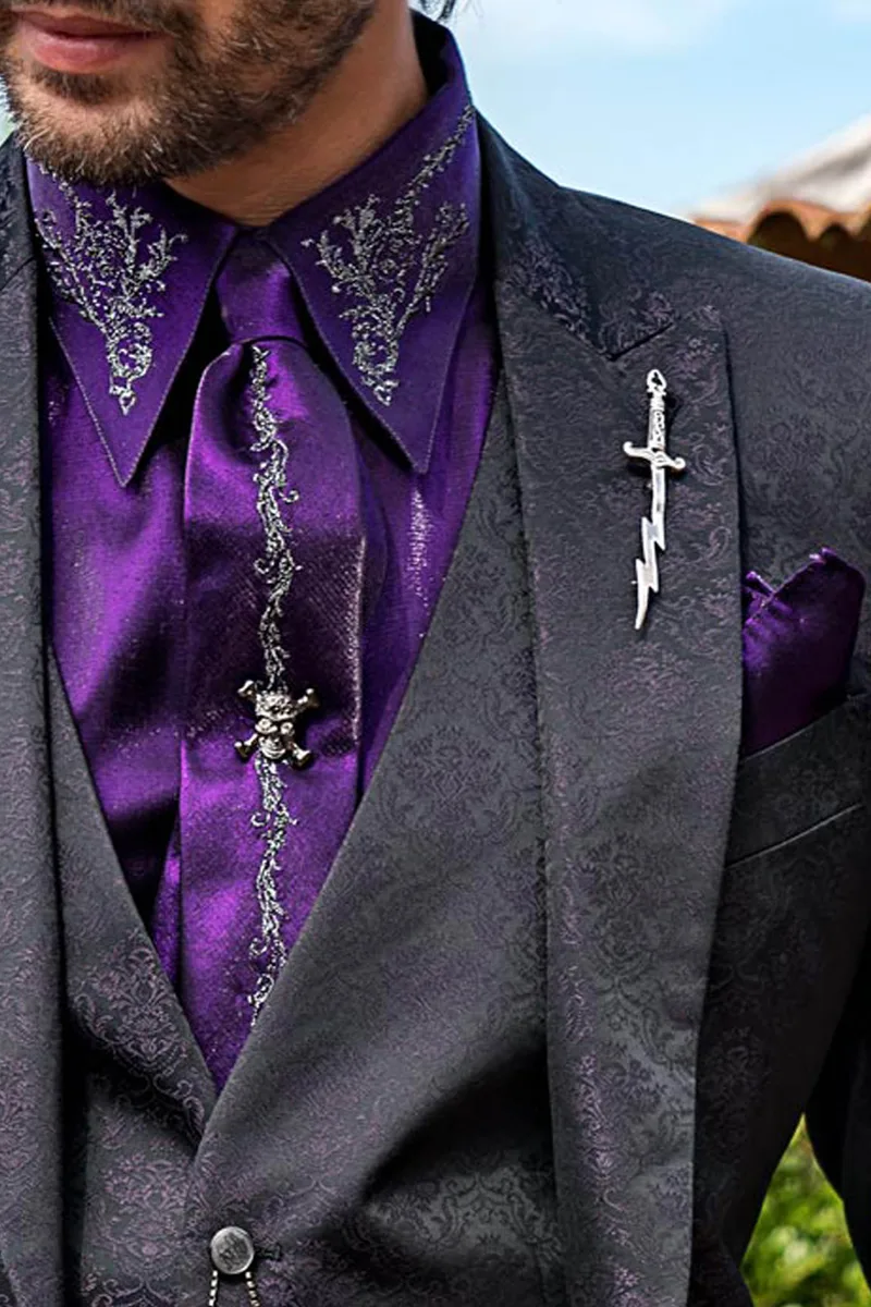 Camicia e Cravatta in tessuto lurex viola scuro con ricamo
