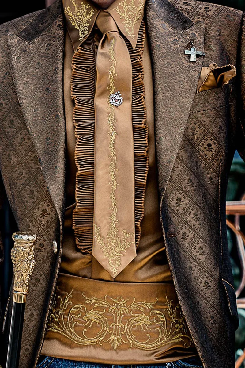 Camicia e accessori in microfibra di raso oro scuro con ricamo drago oro