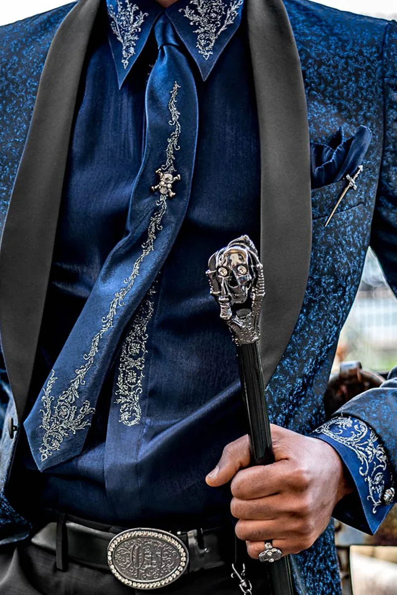 Cravatta ricamata e fazzoletto in lurex blu