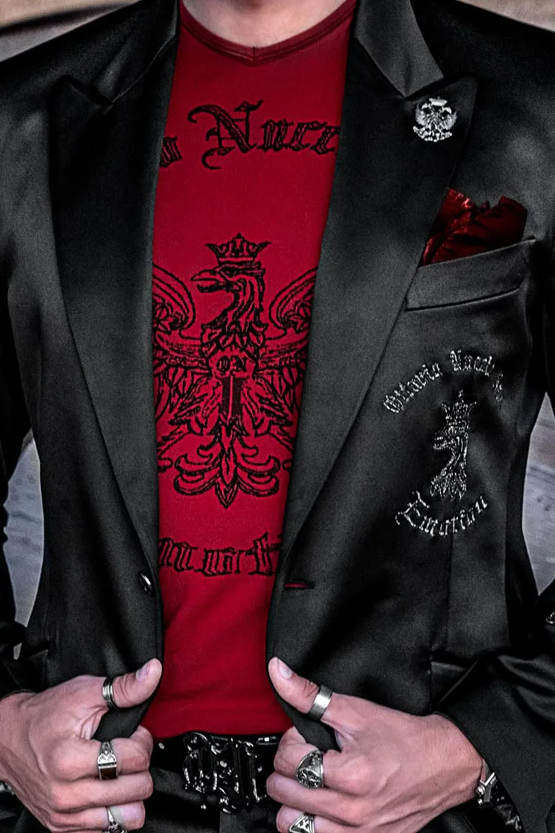 Traje blazer moda gótico en raso negro con bordado plata en forma de águila 2