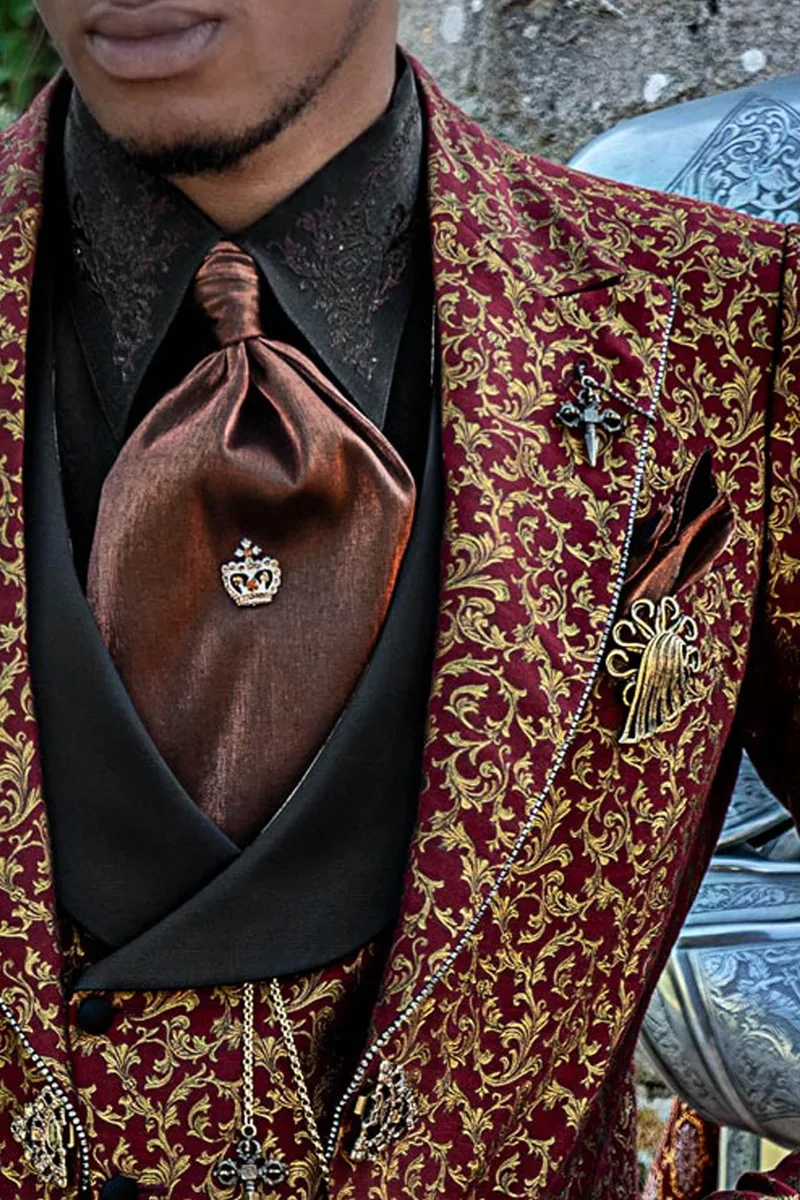 Distinctive gothic-style suit in red and gold damask with rhinestones on the lapel 3