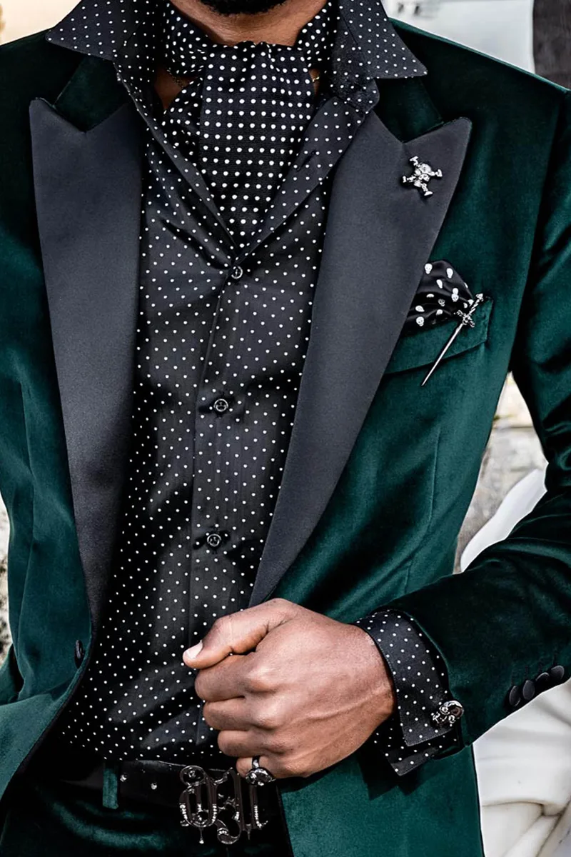 Camicia nera con pois piccoli bianchi