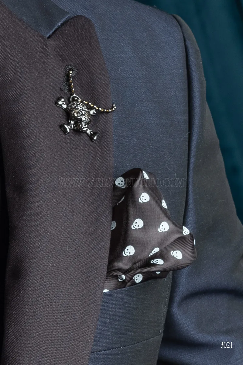 Traje de ceremonia hombre azul con solapa negra y chaleco a tono 5