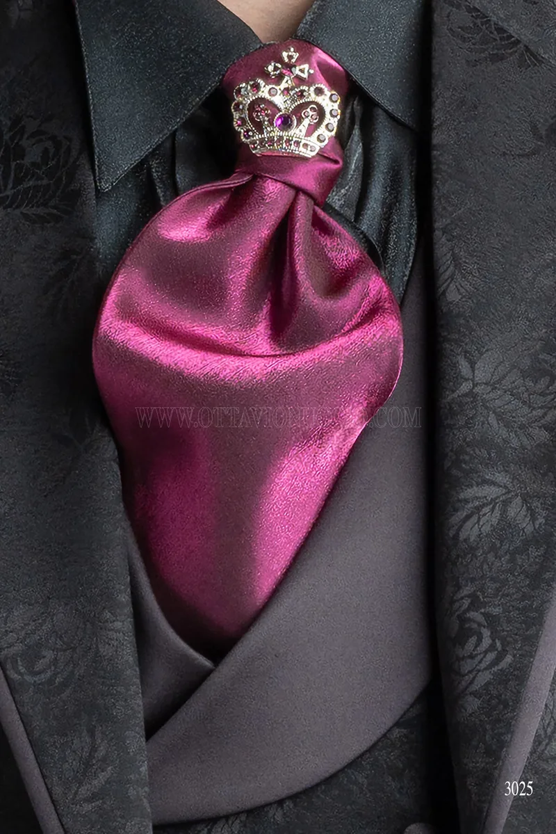 Cravattone da annodare e fazzoletto in lurex fucsia